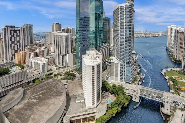 3 of 80 - 31 Se 5th Street #4112, Miami, FL