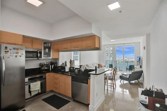 5 of 80 - 31 Se 5th Street #4112, Miami, FL