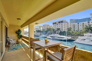 Photo of Listing #B26002643