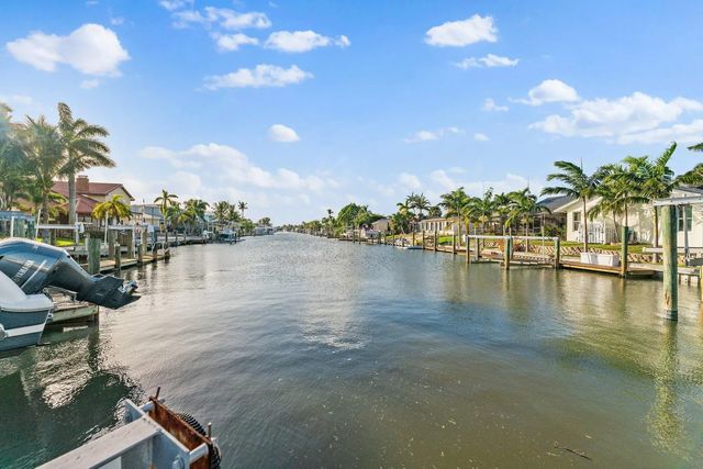 4 of 31 - 2611 Flotilla Terrace, Fort Pierce, FL