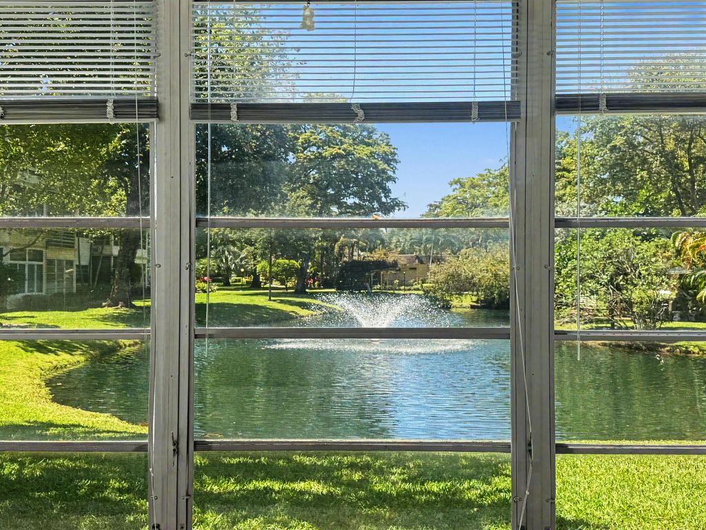 5171 W Oakland Park Boulevard #110, Lauderdale Lakes