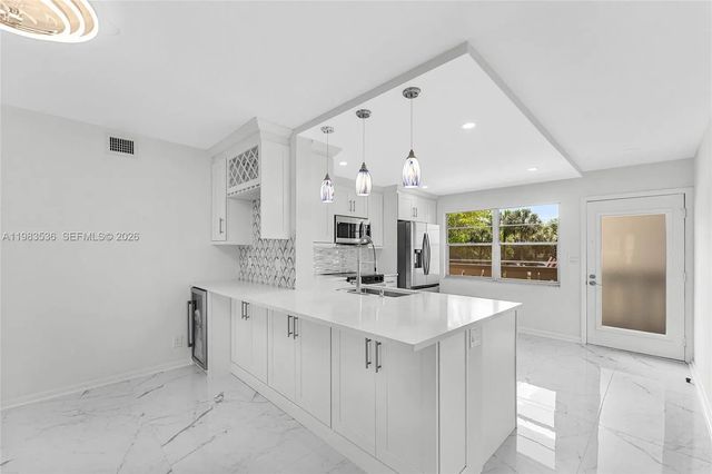 2 of 32 - 2303 Lucaya Lane #h2, Coconut Creek, FL