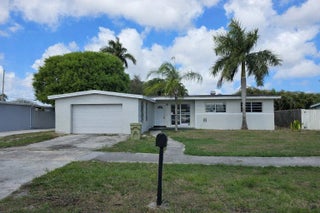 Photo of Listing #B26002680