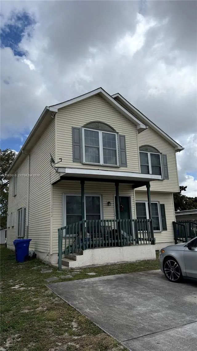 1738 Sw 44th Terrace, Fort Lauderdale