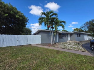 Photo of Listing #B26002682