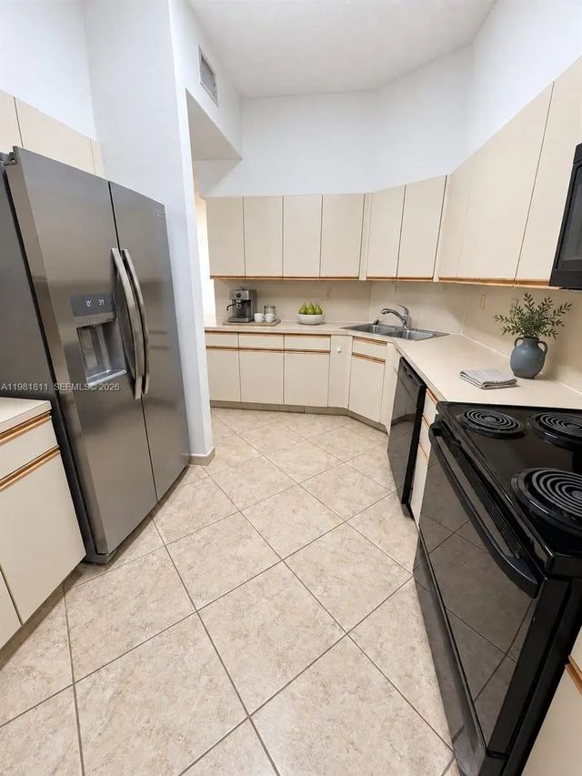 4 of 34 - 8816 Collins Avenue #105, Surfside, FL