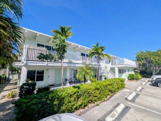 Photo of Listing #B26002755