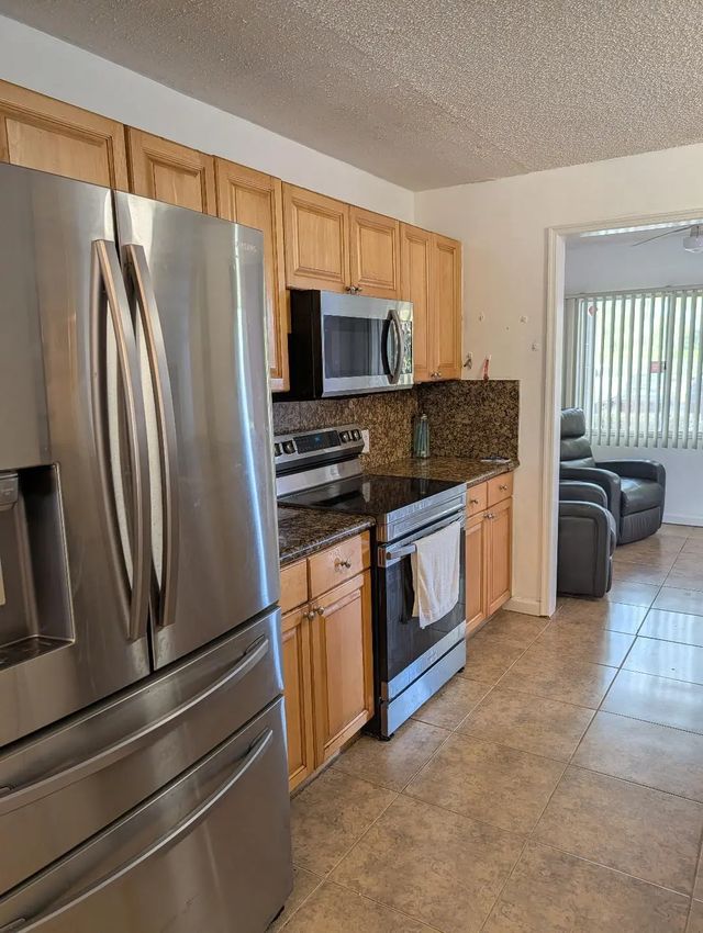 5 of 33 - 800 Sw 137th Avenue #112 G, Pembroke Pines, FL