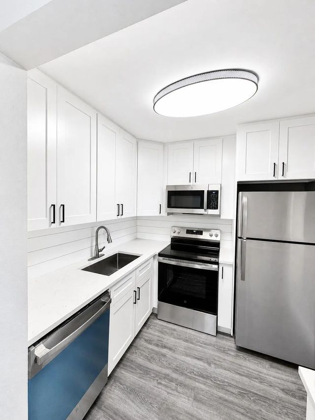 3 of 28 - 115 S South Boulevard #2c, Boynton Beach, FL