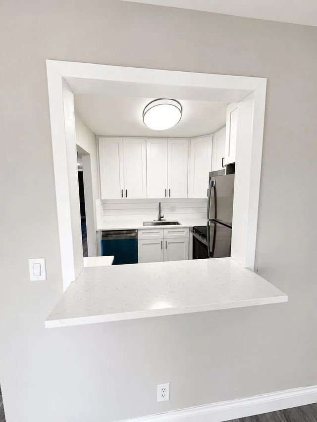 4 of 28 - 115 S South Boulevard #2c, Boynton Beach, FL
