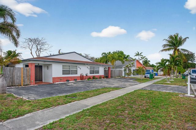 2 of 39 - 415 Sw 61st Terrace, Margate, FL