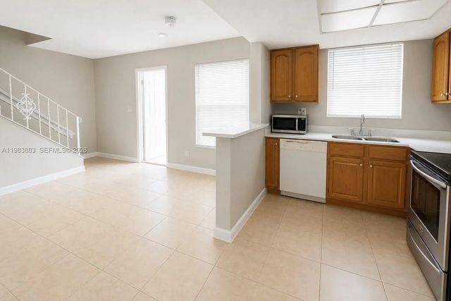 6593 Boulevard Of Champions, North Lauderdale