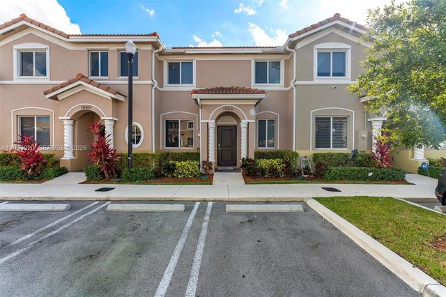 2 of 24 - 1056 Se 24th Avenue, Homestead, FL