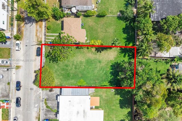 4 of 10 - 1922 Nw 33rd Street, Miami, FL