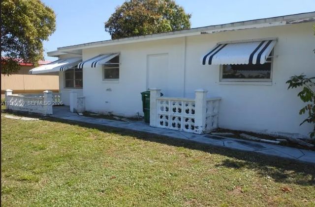 2 of 17 - 4955 Nw 55th Street, Tamarac, FL