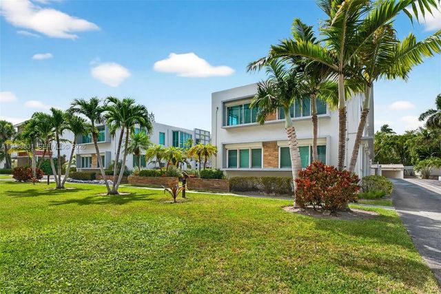 10178 Collins Avenue #208, Bal Harbour