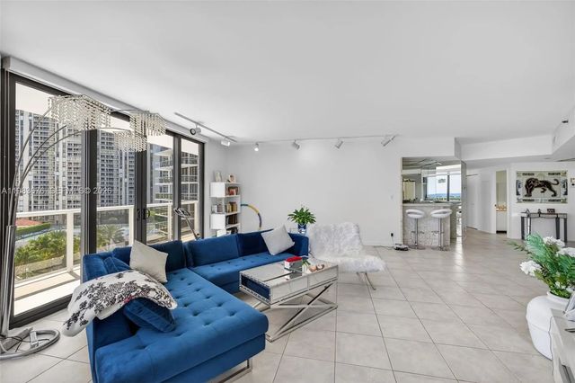 5 of 85 - 20281 E Country Club Drive #608, Aventura, FL
