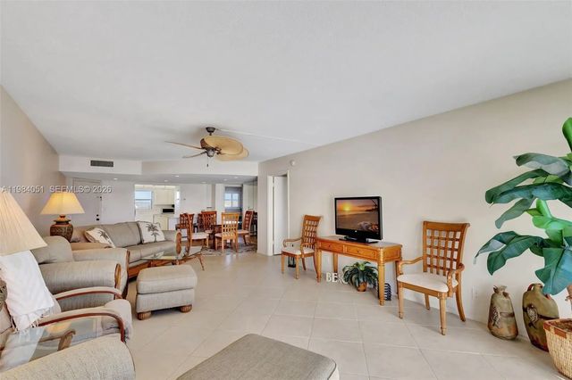 4 of 39 - 801 Lake Shore Drive #403, Lake Park, FL