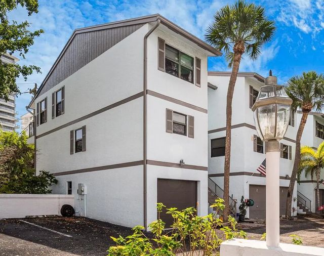 2 of 37 - 3250 Ne 12th Street #1, Pompano Beach, FL