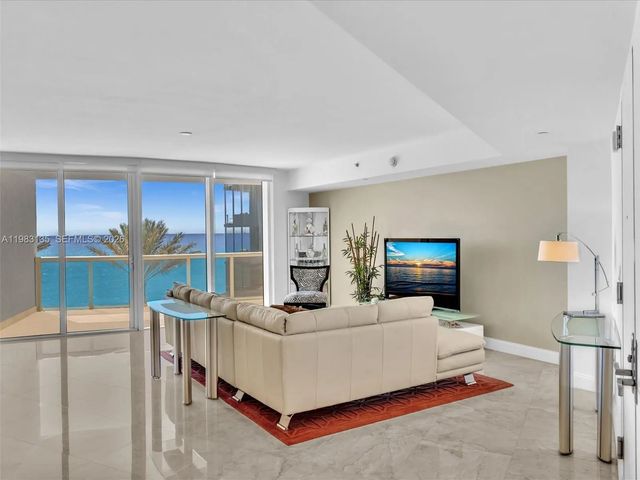 5 of 66 - 17201 Collins Avenue #704, Sunny Isles Beach, FL