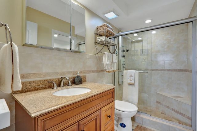 5 of 64 - 1481 S Ocean Boulevard #412, Pompano Beach, FL