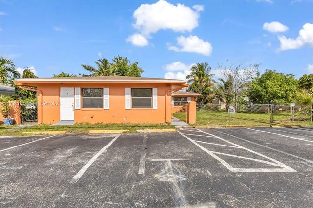 2 of 34 - 1451 Nw 19th Street, Fort Lauderdale, FL