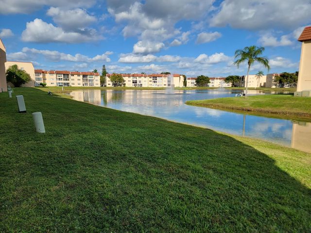 3 of 17 - 8950 Sunrise Lakes Boulevard #112, Sunrise, FL