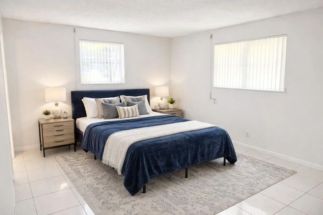 4 of 15 - 2687 Garden Drive N #212, Lake Worth Beach, FL