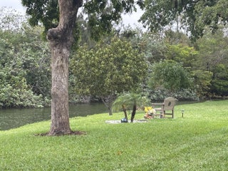 Photo of Listing #B26003944