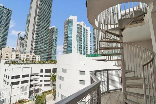 2 of 33 - 481 Ne 29th Street #702, Miami, FL