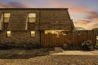 Photo of Listing #B26003085