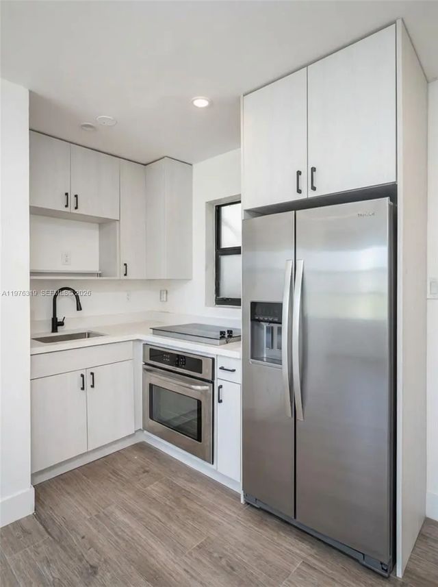 4 of 19 - 3300 N Surf Road #26a, Hollywood, FL