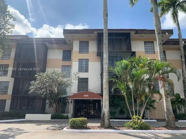5530 Nw 44th Street #111c, Lauderhill