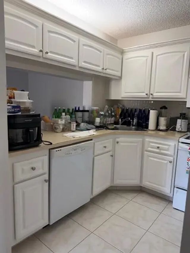 5 of 13 - 812 Sky Pine Way #d2, Greenacres, FL