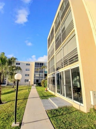 Photo of Listing #B26003165