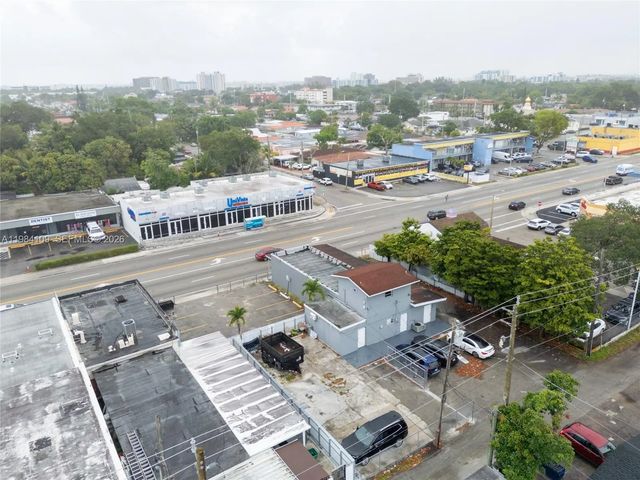 3 of 35 - 5810 W Flagler Street #5810, Miami, FL