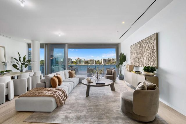 4 of 52 - 5 Grove Isle Drive #l205, Miami, FL