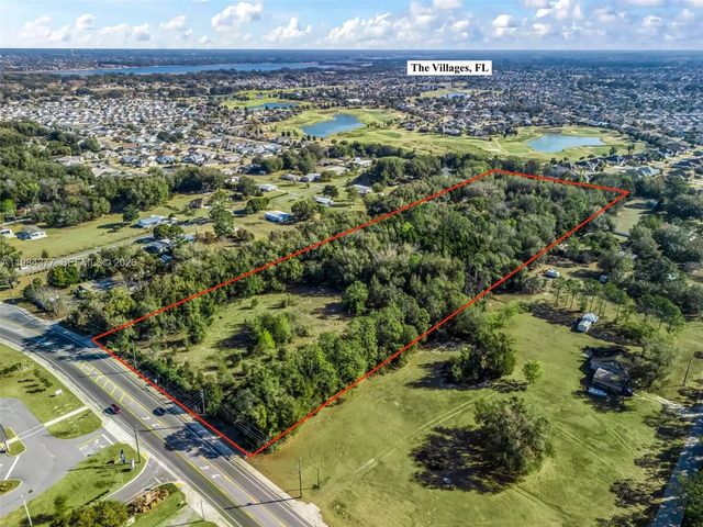 4942 E County Road 462, Wildwood