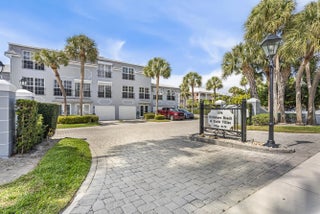 Photo of Listing #B26004902