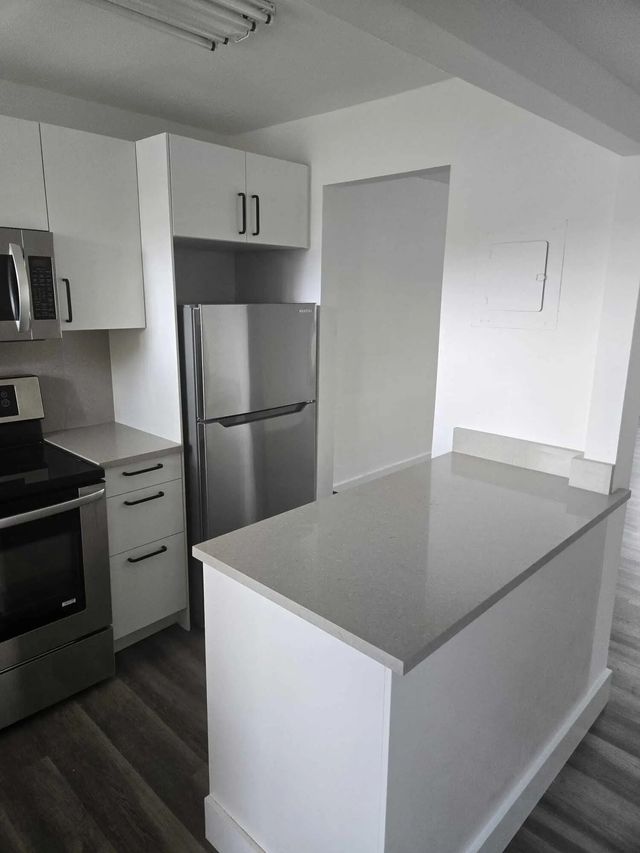 8305 Sunrise Lakes Boulevard #202, Sunrise
