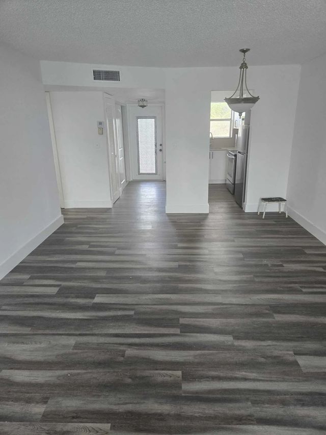 4 of 11 - 8305 Sunrise Lakes Boulevard #202, Sunrise, FL