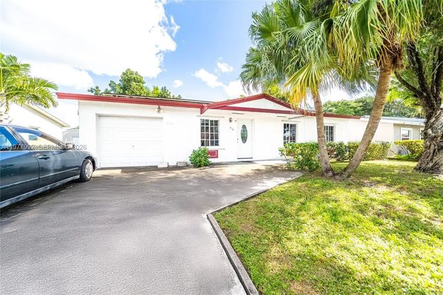 419 Sw 80th Avenue, North Lauderdale