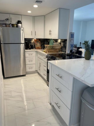 Photo of Listing #B26003471