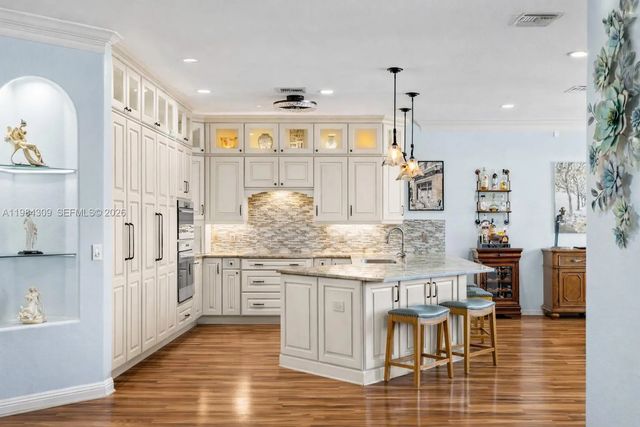 20630 Dennisport Lane, North Fort Myers