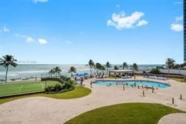 17555 Collins Avenue #806, Sunny Isles Beach