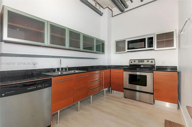 4 of 29 - 10 S River Drive #607, Miami, FL