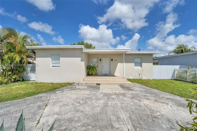 213 W 20th Street, Hialeah