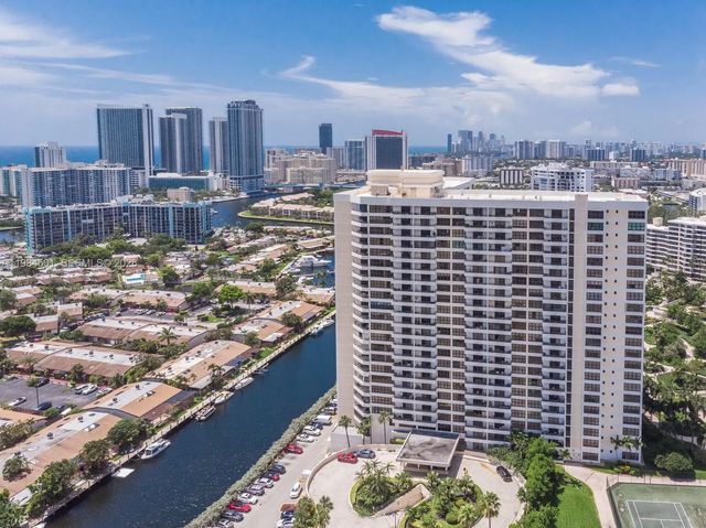 5 of 28 - 2500 Parkview Drive #509, Hallandale Beach, FL