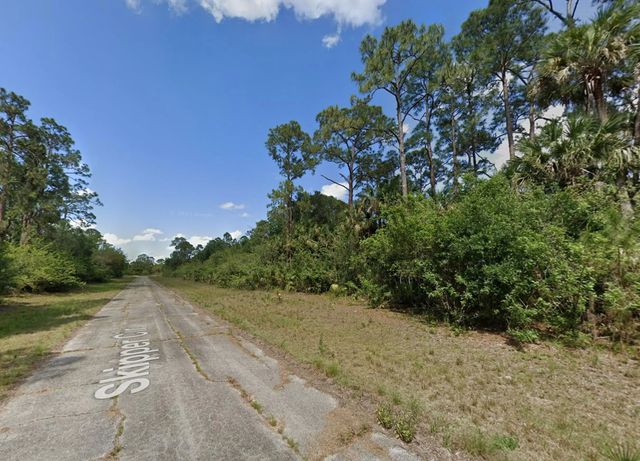 3 of 7 - 425 Skipper Terrace, LaBelle, FL