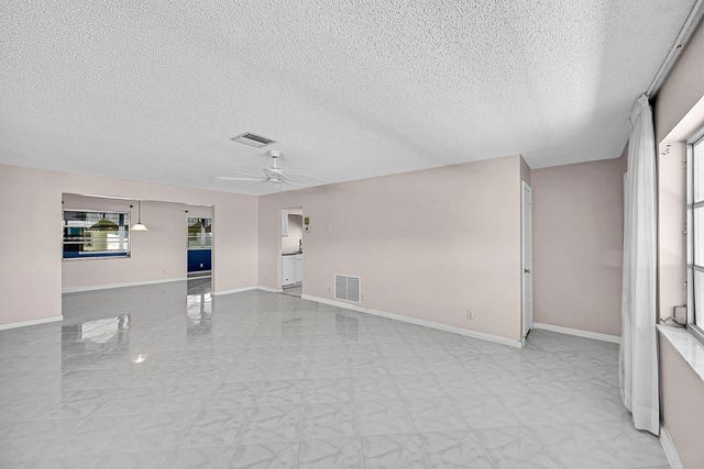 5 of 29 - 1515 Sw 21st Street, Boynton Beach, FL
